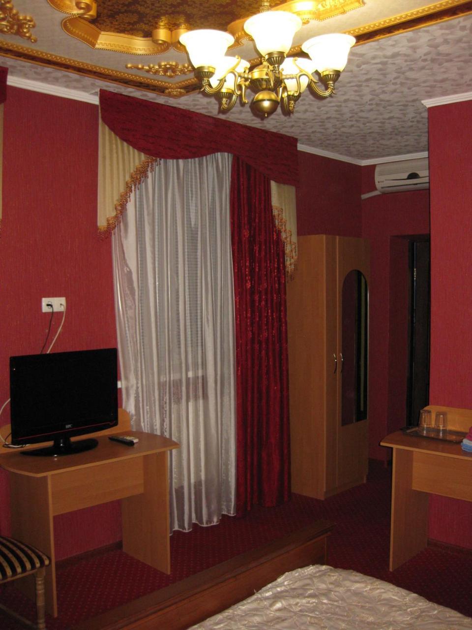 Hotel Dubrava Poltawa Exterior foto